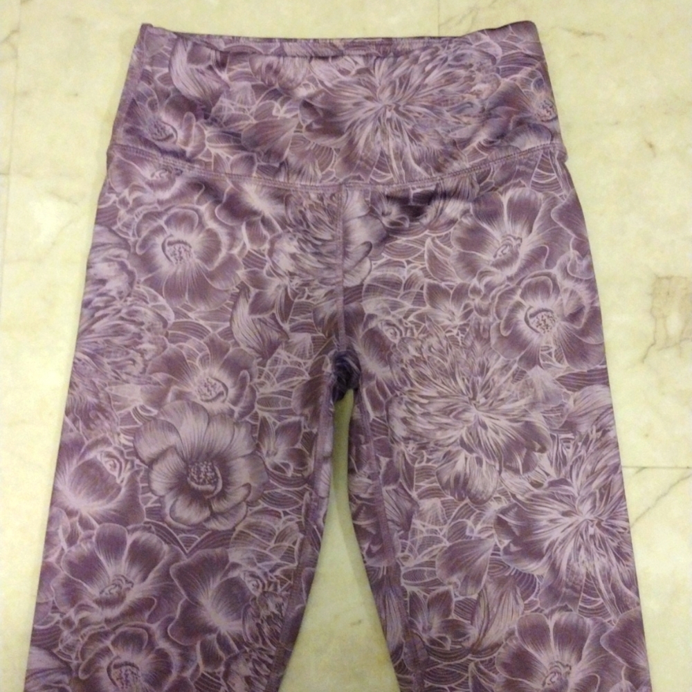 Kyodan yoga pants.